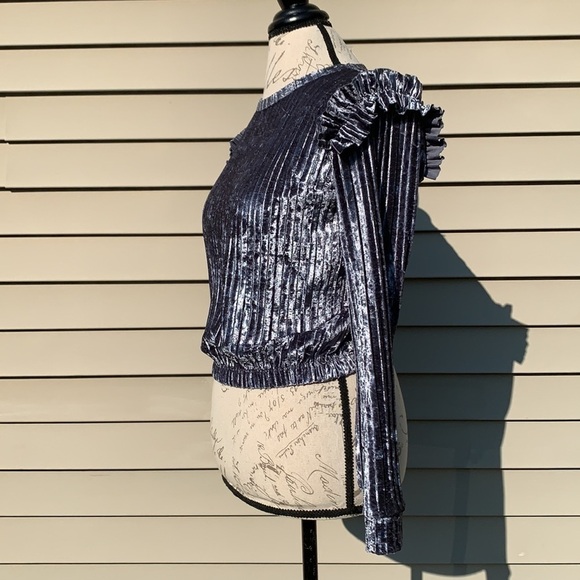 COTTON EMPORIUM crushed velvet pleated top - Picture 6 of 11